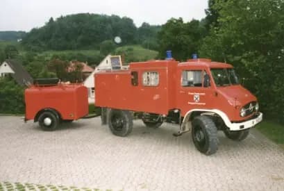 TLF 8 auf Unimog-Basis
