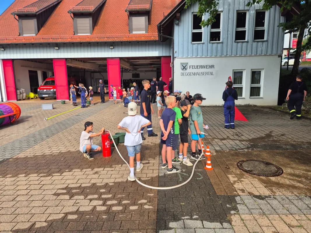 Ferienspiele 2026 – 33 Kinder zu Gast bei derFeuerwehr